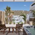 Iria Blue Mykonos 호텔