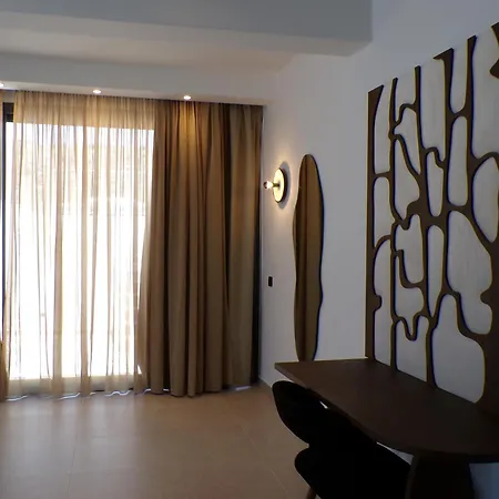 호텔 Iria Blue Mykonos 4*
