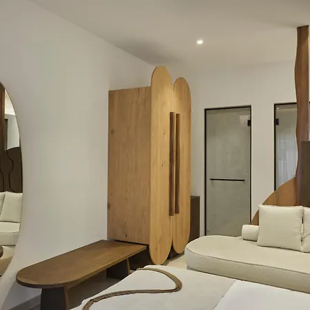 Iria Blue Mykonos 4*