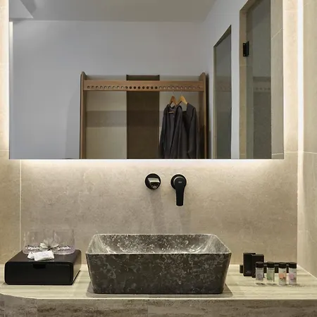 Hotel Iria Blue Mykonos 4*