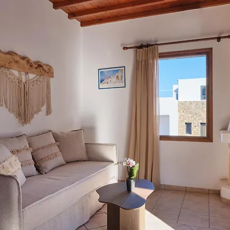 فندق Iria Blue Mykonos 4*