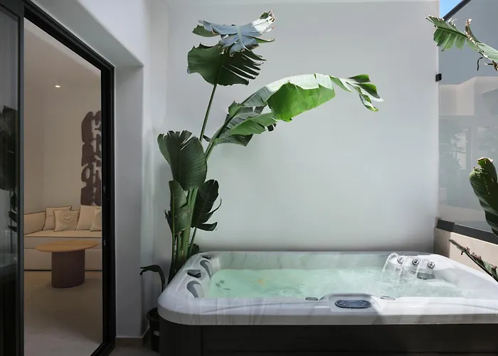 Hotel Iria Blue Mykonos 4*